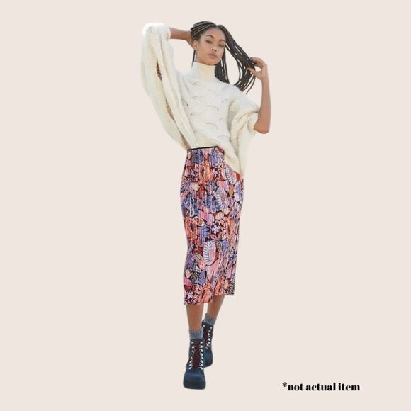 🤍 ANTHRO RUE SCALLOPED HEM EYELASH CAPE SWEATER WHITE OSFM NWT SUPER SOFT - Picture 2 of 9